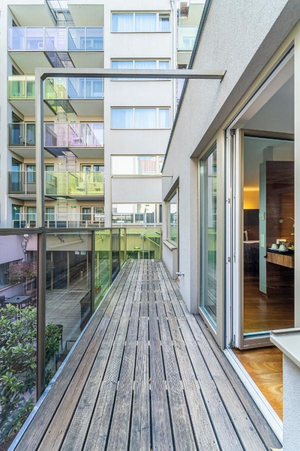Pakat Suites Hotel Vienna Luaran gambar