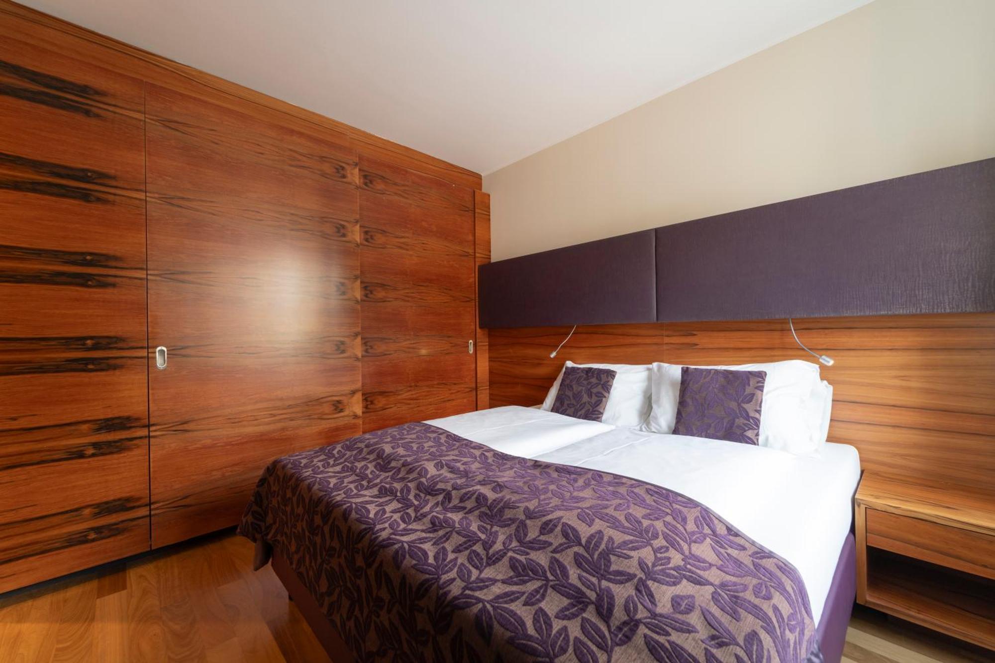 Pakat Suites Hotel Vienna Luaran gambar