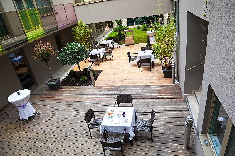 Pakat Suites Hotel Vienna Luaran gambar