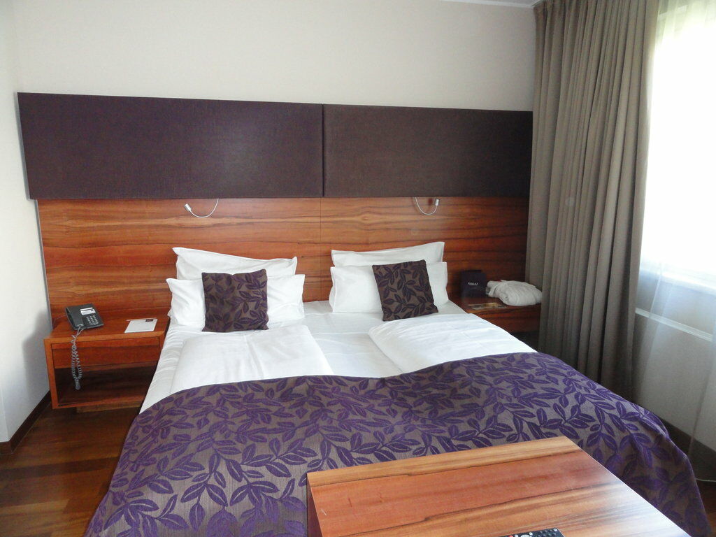 Pakat Suites Hotel Vienna Luaran gambar